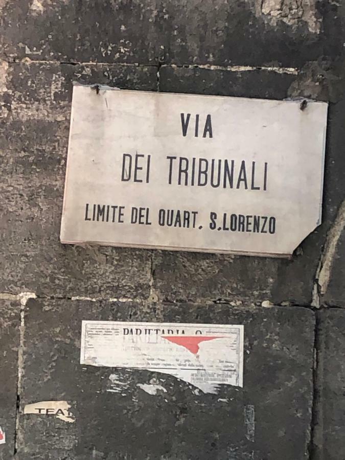 La Casina Di Lia In Via Dei Tribunali Napoli Exterior foto